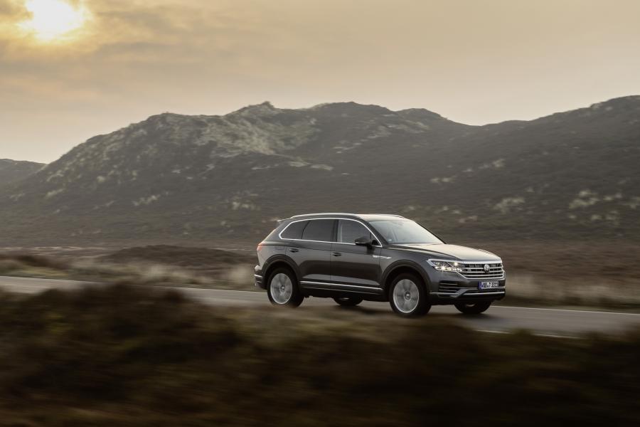  Volkswagen Touareg V8 TDI 2019 года  (WW) (фото 18 из 40)